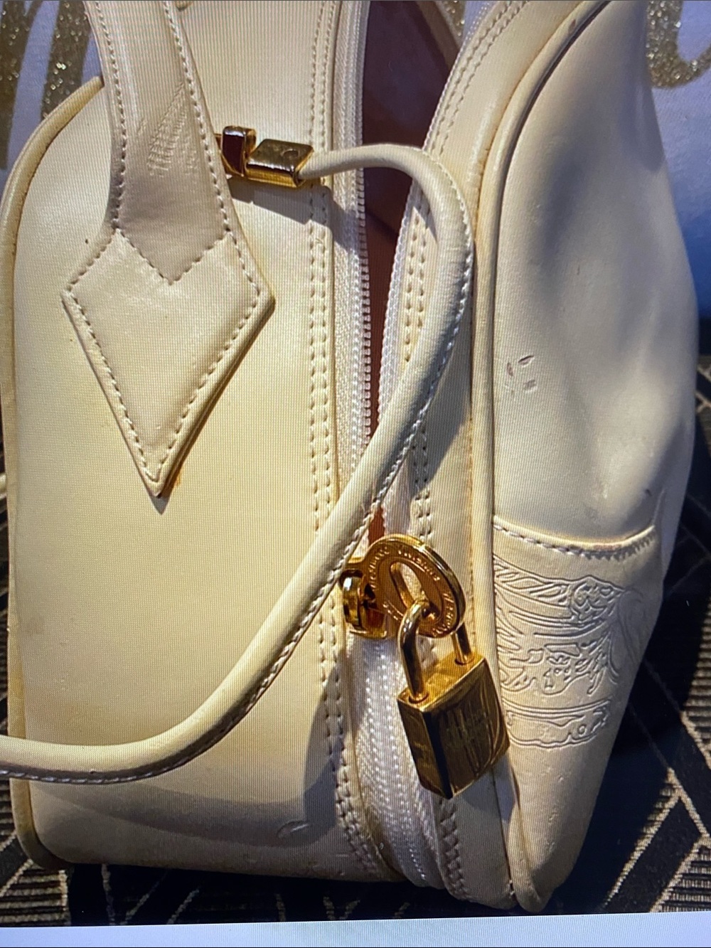 Vivienne Westwood Vintage Off White Gold Logo Hardware Pink Logo Interior Bag - Picture 13 of 16